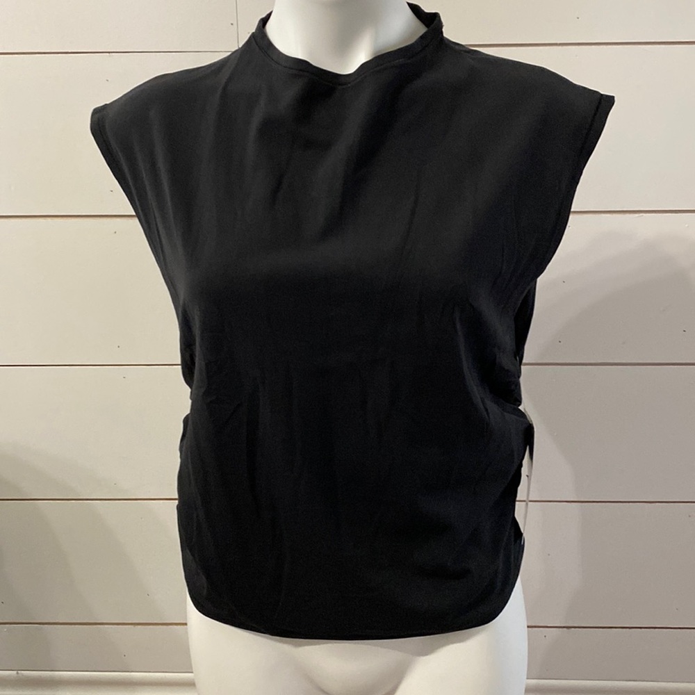 Athleta Black Sleeveless Muscle Tee